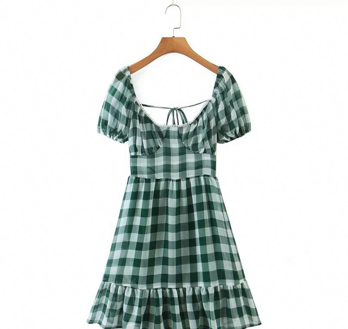 #56 Linora Kariertes Kleid - Linora