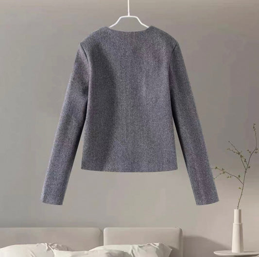 #69 Knopf Pullover - Linora